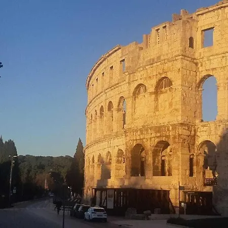 In Pula With Swimming Pool