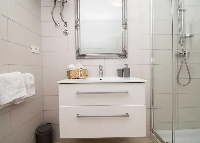 Willa In Pula With Swimming Pool