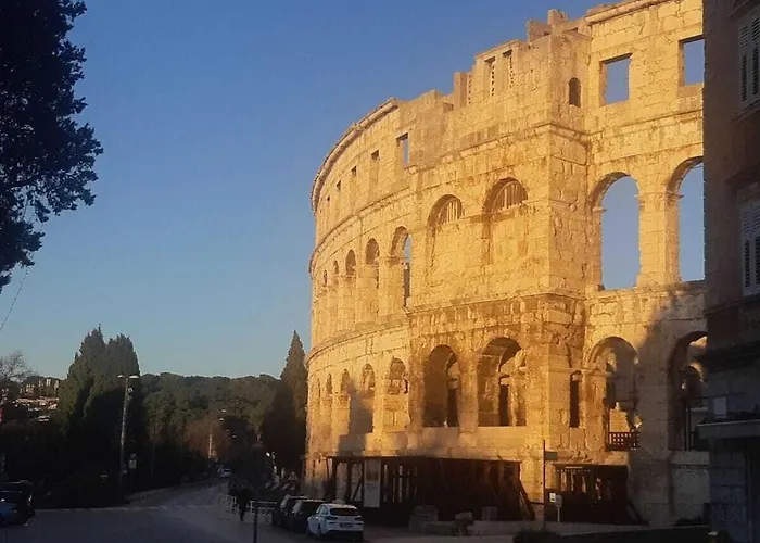 In Pula With Swimming Pool